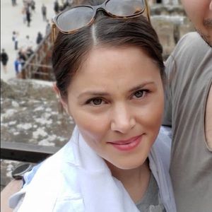 Meet your Posher, Gassia